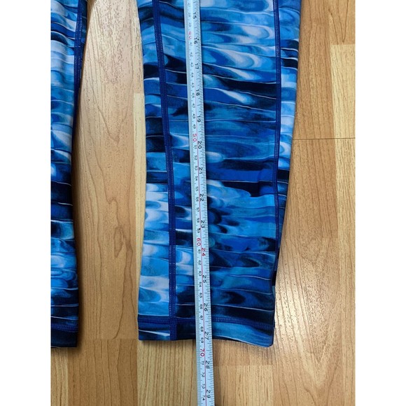 lululemon athletica Blue Patterned Cropped Pants - Picture 2 of 6